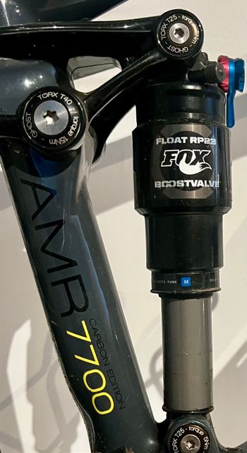Used Ghost AMR LECTOR 7700 2011 Mountainbike, Black — image 7 of 10