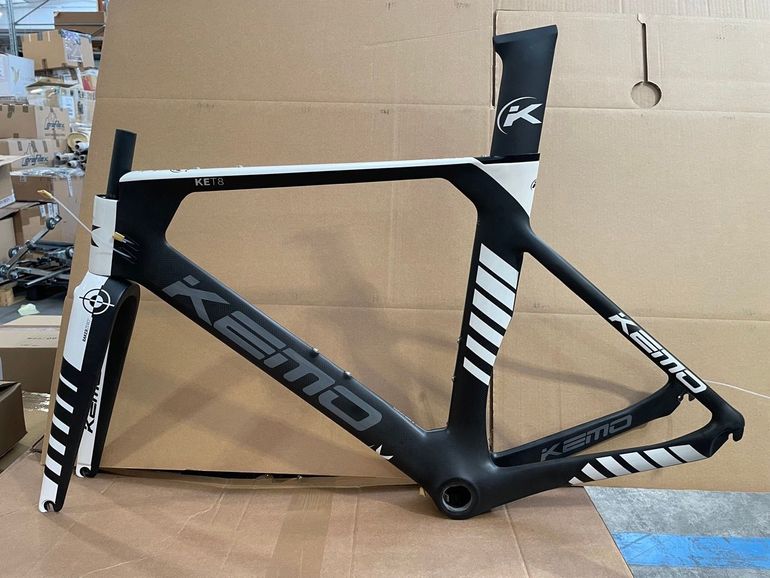 Used Kuota KEMO KE T8 - NEW MISURA L Frameset 2018 Road & Gravel, Black — image 1 of 7