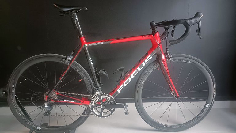 Used Focus Cayo 2018 Road & Gravel, Rojo — image 1 of 32