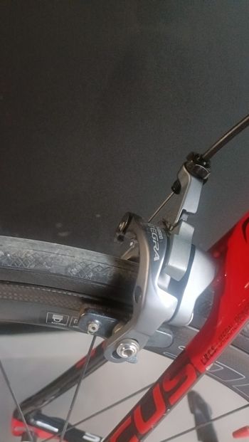 Used Focus Cayo 2018 Road & Gravel, Rojo — image 5 of 32