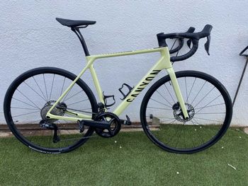 Used Canyon Endurace CF SL 8 Di2 2022 Road & Gravel — image 1 of 4