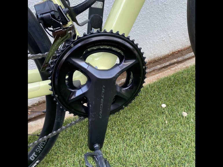 Used Canyon Endurace CF SL 8 Di2 2022 Road & Gravel — image 3 of 4