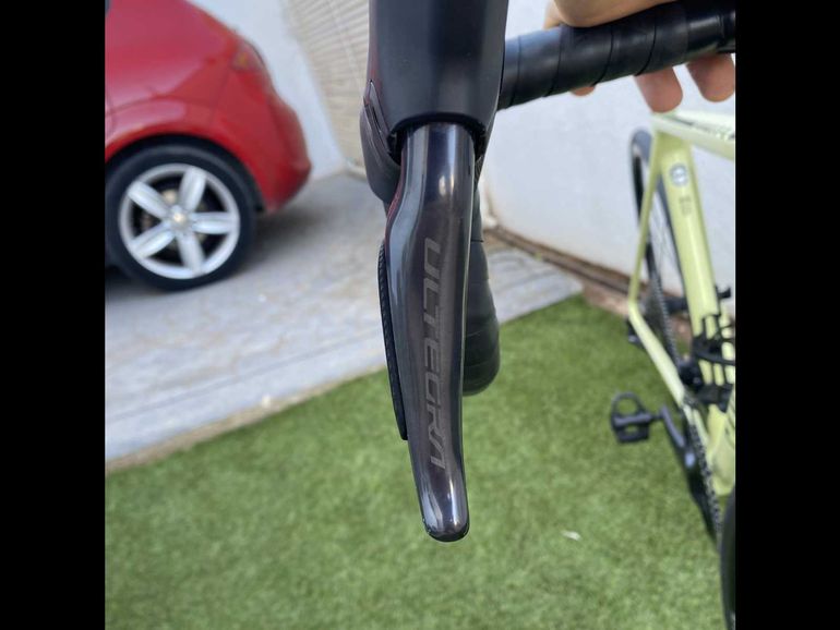 Used Canyon Endurace CF SL 8 Di2 2022 Road & Gravel — image 2 of 4