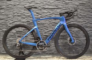 Pinarello - DOGMA F RED ETAP AXS Disc, 2025