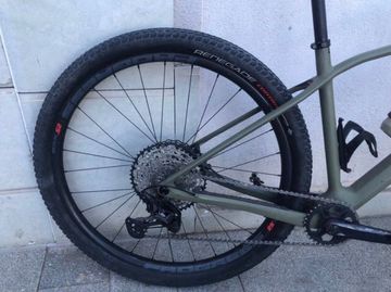 Used Orbea ALMA M30 2022 2022 Mountainbike, Green, 29 — image 3 of 9