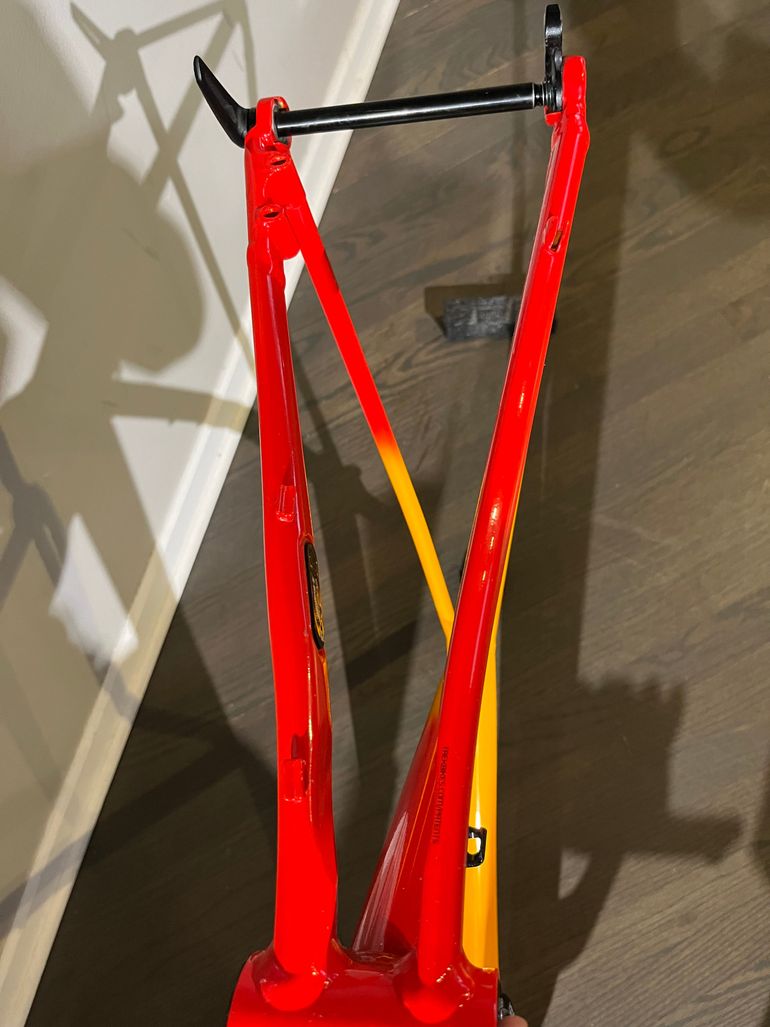 Used Trek emonda alr Frameset 2022 Road & Gravel, Red — image 10 of 25