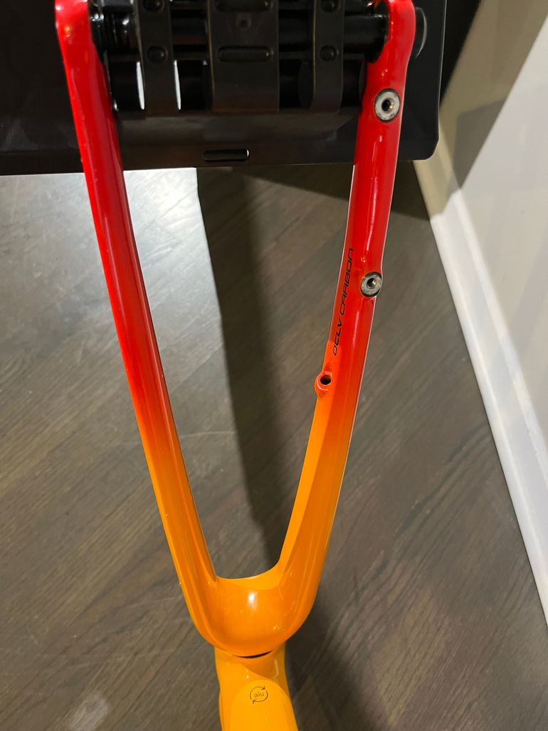Used Trek emonda alr Frameset 2022 Road & Gravel, Red — image 12 of 25