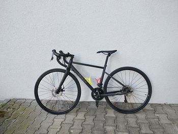 Used TRIBAN Road Bike RC500 (Disc Brakes) 2022 Road & Gravel, Nero — image 2 of 5