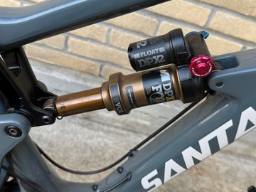 Santa Cruz Santacruz Hightower LT CC 2019 Mountainbike d'occasion — image 2 sur 6