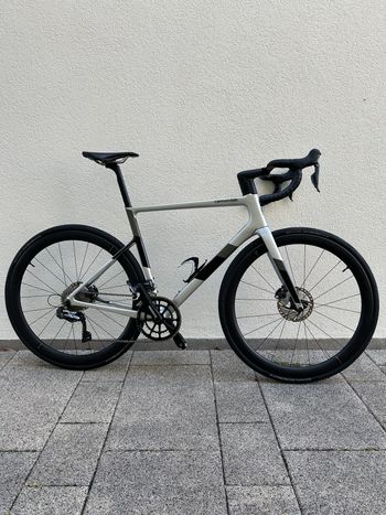 Cannondale - SuperSix EVO Carbon Disc Ultegra Di2 2021, 2021