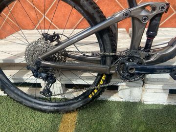 Used Giant Reign 29 2022 2022 Mountainbike, Black, 29 — image 3 of 5