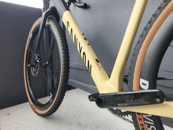 Used Canyon Grail CF SL 7 eTap 2022 Road & Gravel — image 4 of 8