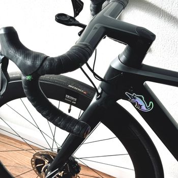 Used Canyon Aeroad CF SLX Disc 9.0 Di2 2020 2020 Road & Gravel — image 4 of 7