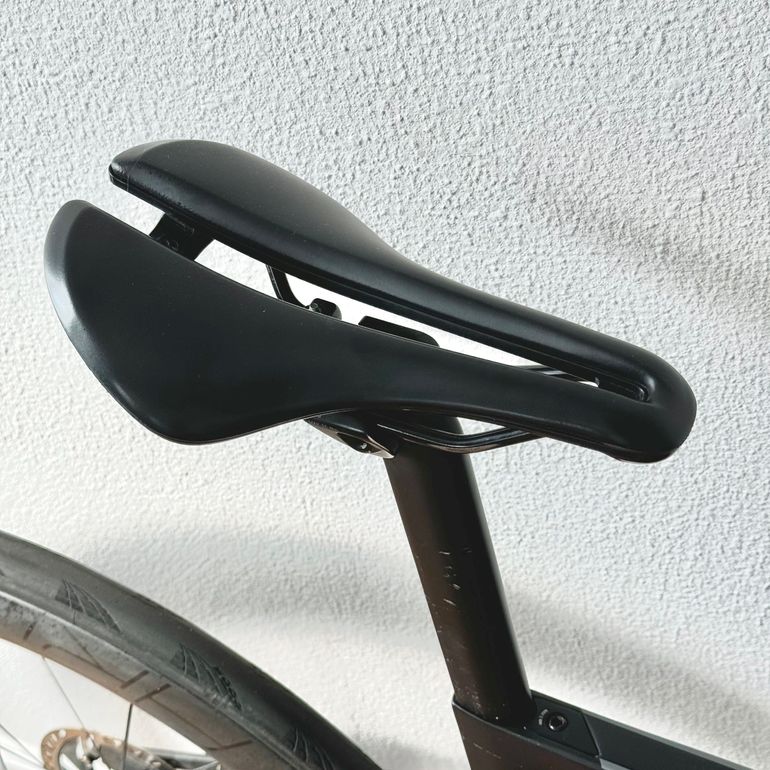Used Canyon Aeroad CF SLX Disc 9.0 Di2 2020 2020 Road & Gravel — image 5 of 7