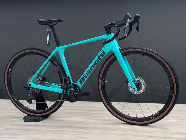 Used Bianchi Impulso Pro GRX 820 2024 Road & Gravel — image 3 of 6
