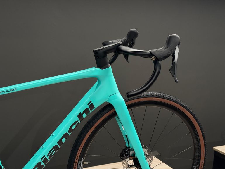 Used Bianchi Impulso Pro GRX 820 2024 Road & Gravel — image 4 of 6