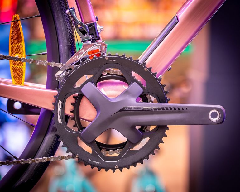 Used Cannondale Synapse Carbon 4 2024 2024 Road & Gravel — image 4 of 10