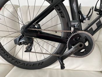 Used Trek Madone SLR 7 Disc eTap 2020 2020 Road & Gravel, Black — image 3 of 7