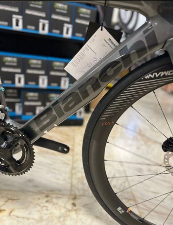 Used Bianchi Oltre Comp 105 Di2 2024 Road & Gravel, Black — image 7 of 10