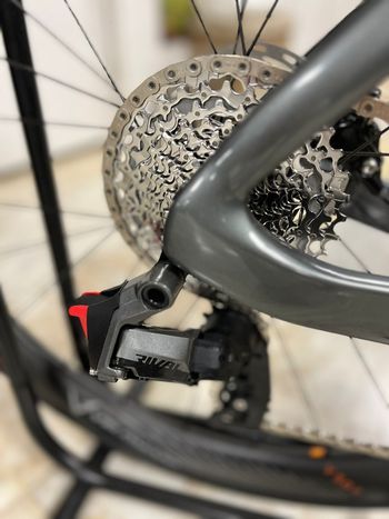 Used Bianchi Oltre Comp Rival eTap AXS 2024 Road & Gravel, Black — image 3 of 7