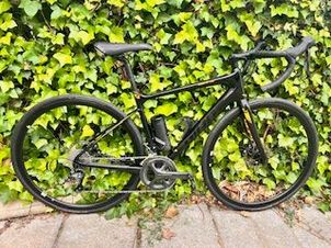 Giant - advanced 1 s carbon, 2017