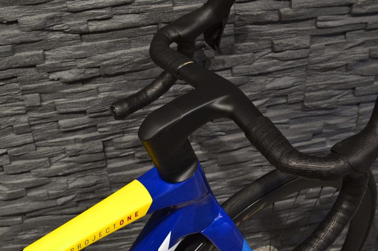 Used Trek SLR 7 GEN 8 2025 Road & Gravel — image 3 of 9