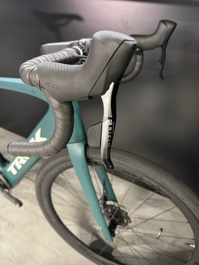 Brugt Trek Domane+ SLR 7 AXS 2024 2024 Road & Gravel — billede 6 af 9
