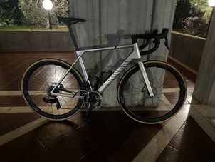 Canyon - Ultimate CFR Disc eTap 2023, 2023