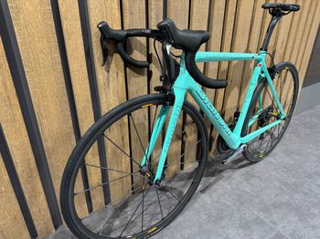 Used Bianchi Specialissima - Dura Ace Di2 2019 Road & Gravel — image 10 of 13