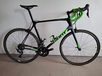 Giant - TCR Advanced 2 2018, 2018