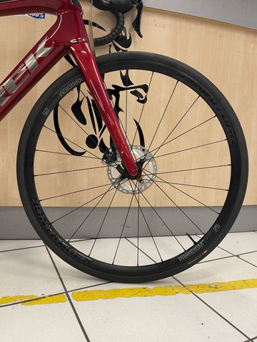 Brugt Trek Domane SL 6 Gen 3 2023 2023 Road & Gravel — billede 4 af 7