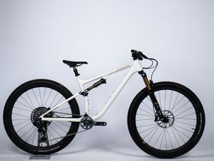 Specialized - Epic EVO Pro, 2023