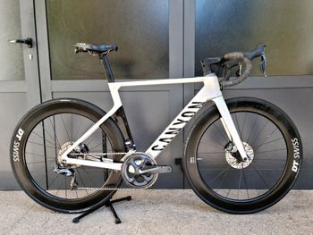 Canyon - Aeroad CF SL Disc 8.0 Di2 2020, 2020