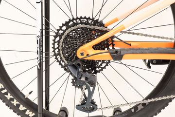 Tweedehands Orbea OIZ H20 2023 2023 Mountainbike — afbeelding 2 van 9