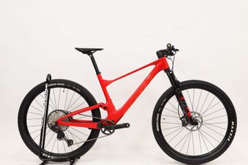 Used Scott Spark RC Team 2022 2022 Mountainbike, Red, 29 — image 1 of 7