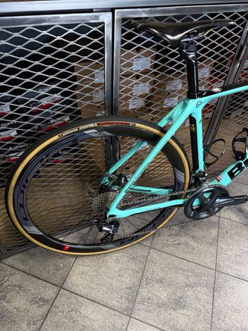 Brugt Bianchi Infinito - Ultegra 2022 2022 Road & Gravel — billede 5 af 8