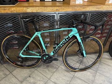 Brugt Bianchi Infinito - Ultegra 2022 2022 Road & Gravel — billede 7 af 8