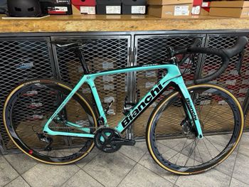 Bianchi - Infinito - Ultegra 2022, 2022