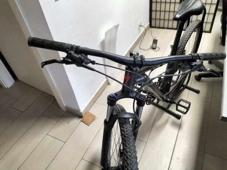 Used Specialized Pitch 27.5 2021 2021 Mountainbike, Black, 27.5 — image 6 of 13