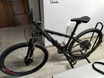Used Specialized Pitch 27.5 2021 2021 Mountainbike, Black, 27.5 — image 2 of 13