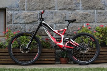 Used Specialized Demo 8 2012 Mountainbike — image 5 of 25