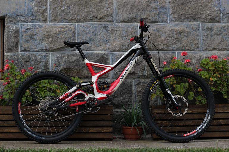 Used Specialized Demo 8 2012 Mountainbike — image 2 of 25
