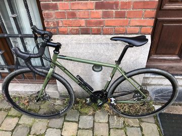 Używany Genesis Croix De Fer 20 2019 2019 Road & Gravel — zdjęcie 2 z 9