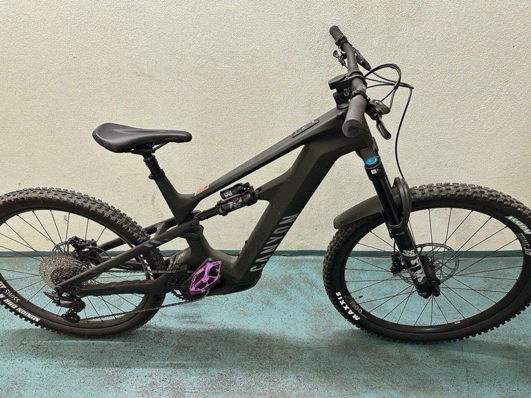 Used Canyon Strive:ON CFR Underdog 2024 2024 Mountainbike, Black, 29, 27.5 — image 1 of 6