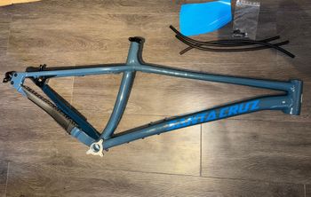 Santa Cruz - Santa Cruz Chameleon Frame (29") XL / Gloss Navy Blue Frameset, 2022