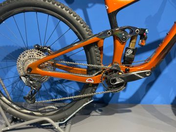 Giant Reign Advanced Pro 29 1 2022 2022 Mountainbike usato, Arancione — immagine 2 di 4