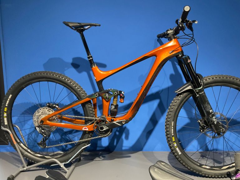 Enduro 2021 Giant Reign Advanced Pro 29 2022 Giant Reign Advanced