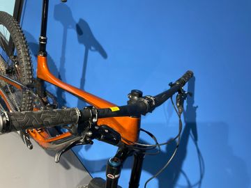 Giant Reign Advanced Pro 29 1 2022 2022 Mountainbike usato, Arancione — immagine 4 di 4