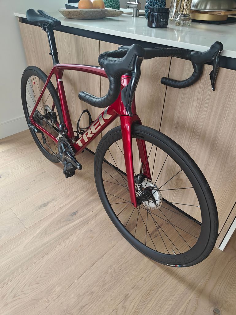 Trek emonda sl6 rage red sale