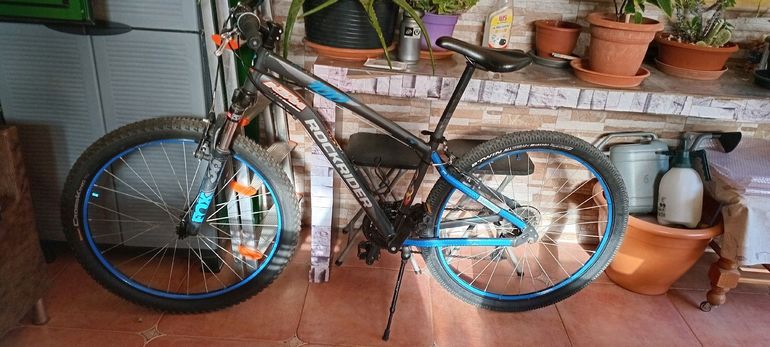 Used ROCKRIDER St100 2021 Mountainbike, Blue — image 1 of 10